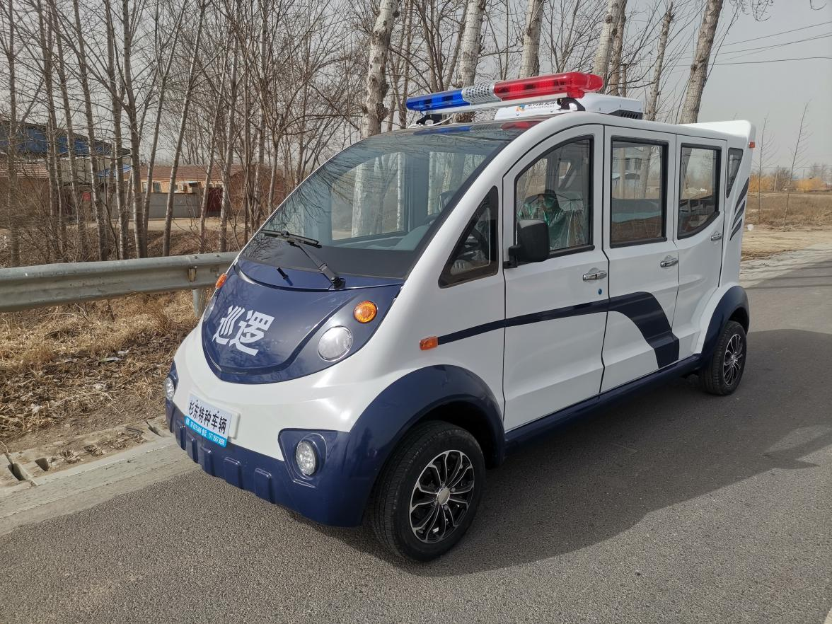 封闭式警用电动巡逻车 8座